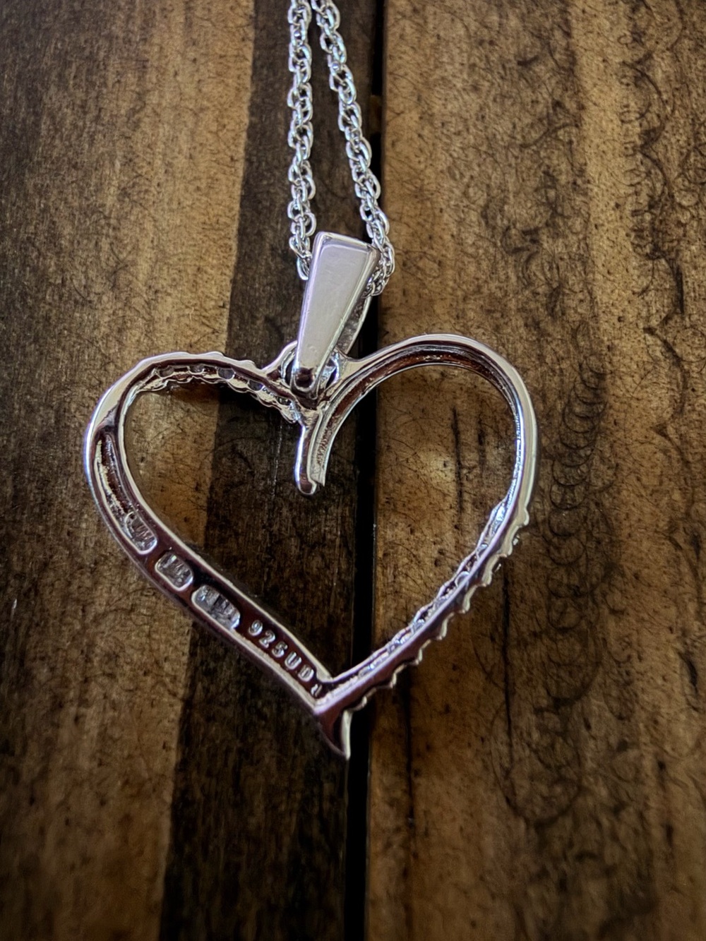 White Gold/Sterling Silver Natural Diamond Heart Pendant Necklace- Size 7 - Picture 3 of 4